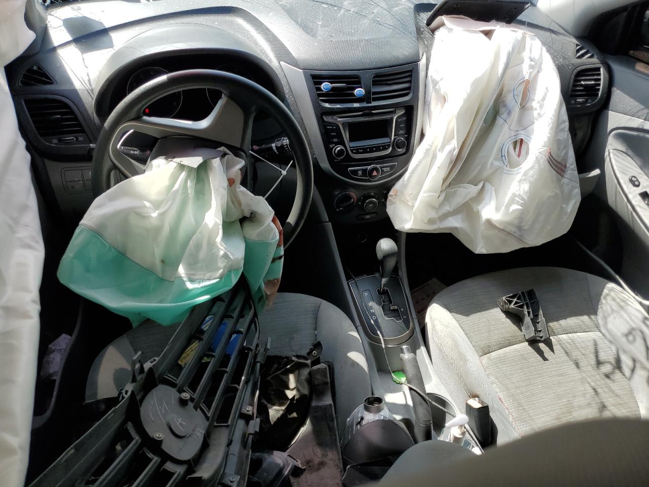 KMHCT4AE3FU903679 2015 Hyundai Accent Gls