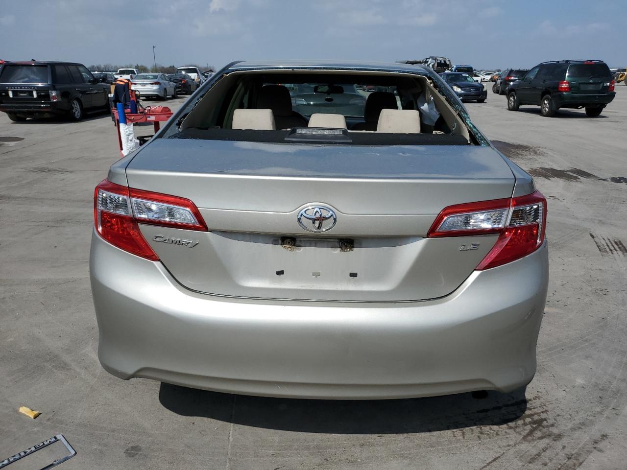 2014 Toyota Camry L vin: 4T4BF1FK0ER372543