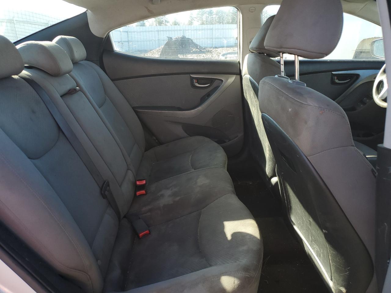 KMHDH4AE7CU456601 2012 Hyundai Elantra Gls