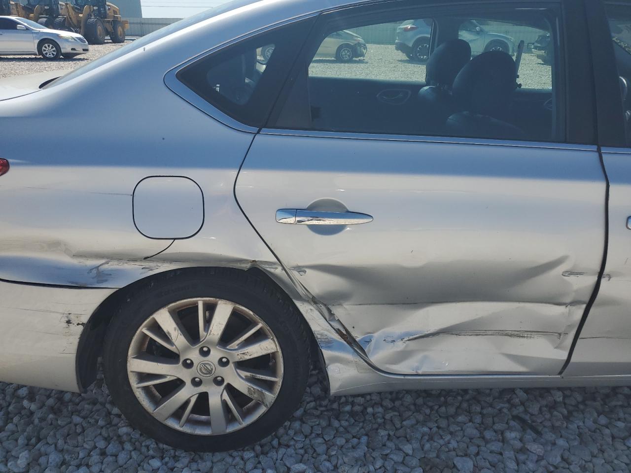 2014 Nissan Sentra S vin: 3N1AB7AP1EY208410