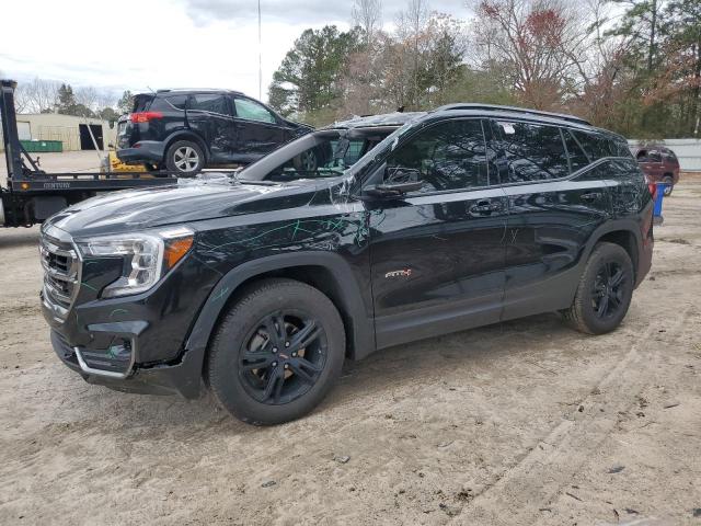 Lot #2423421582 2022 GMC TERRAIN AT salvage car