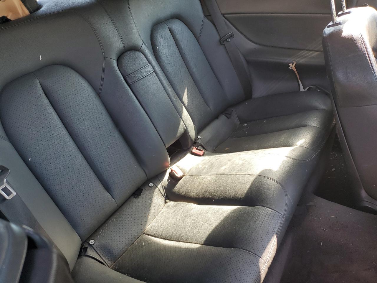 WDBLK65G53T138831 2003 Mercedes-Benz Clk 320