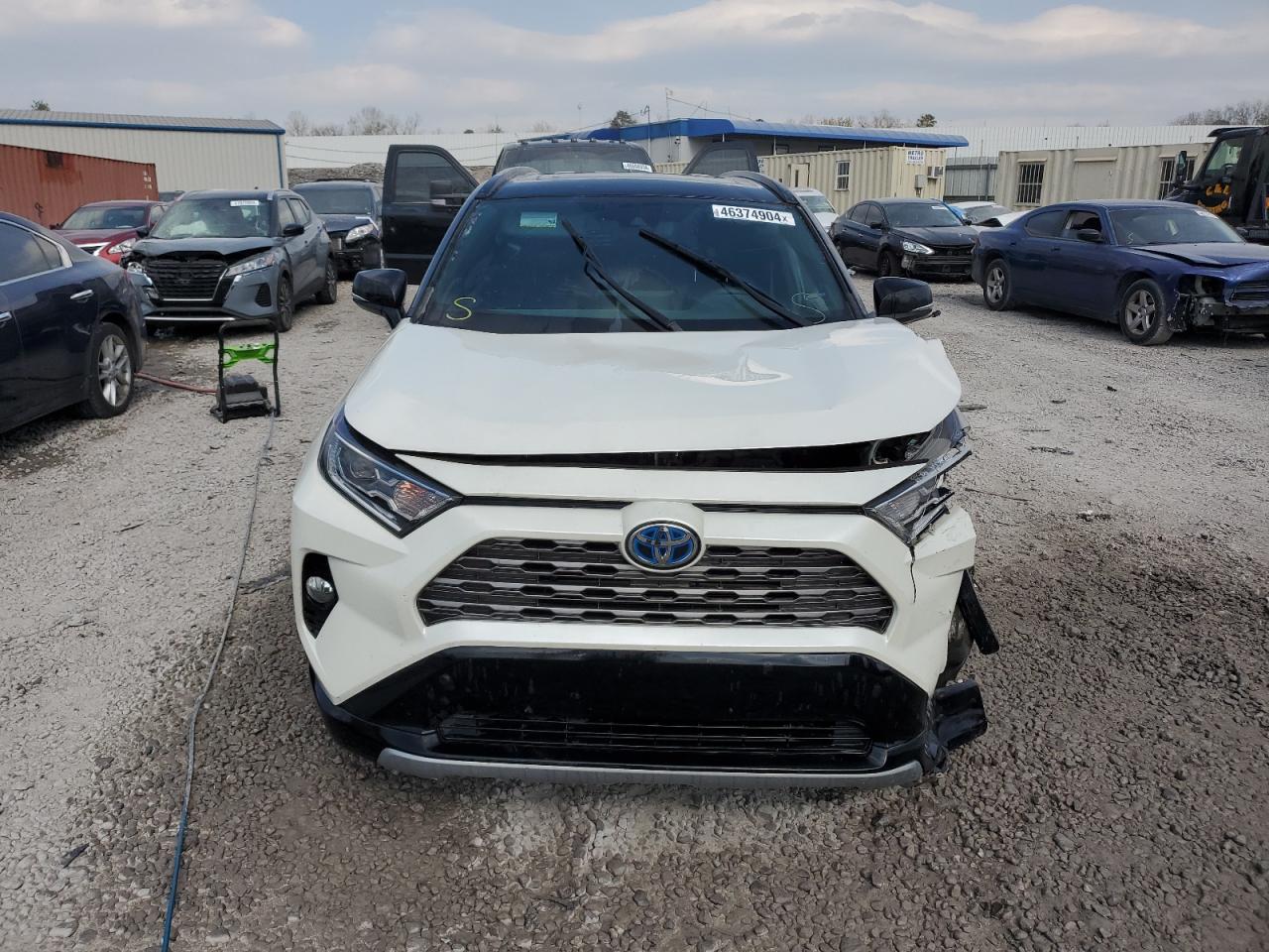TOYOTA RAV4 XSE -