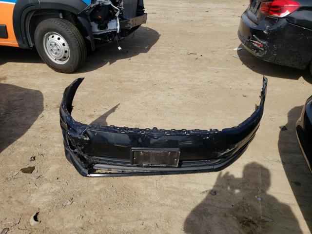 Lot #2394027247 2017 VOLKSWAGEN GOLF SPORT salvage car