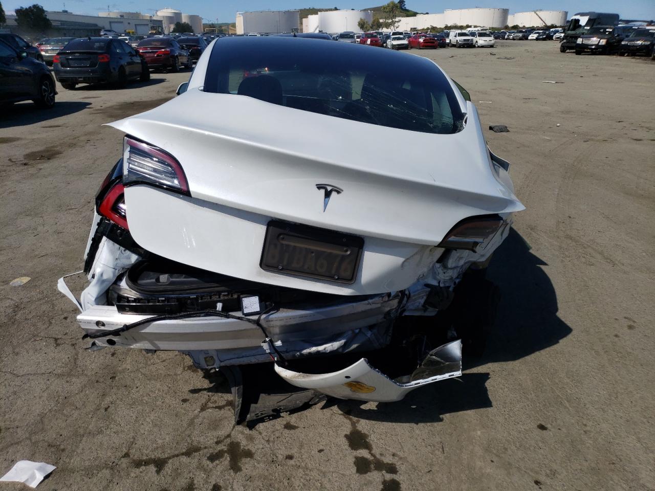 2021 Tesla Model 3 vin: 5YJ3E1EA2MF053165