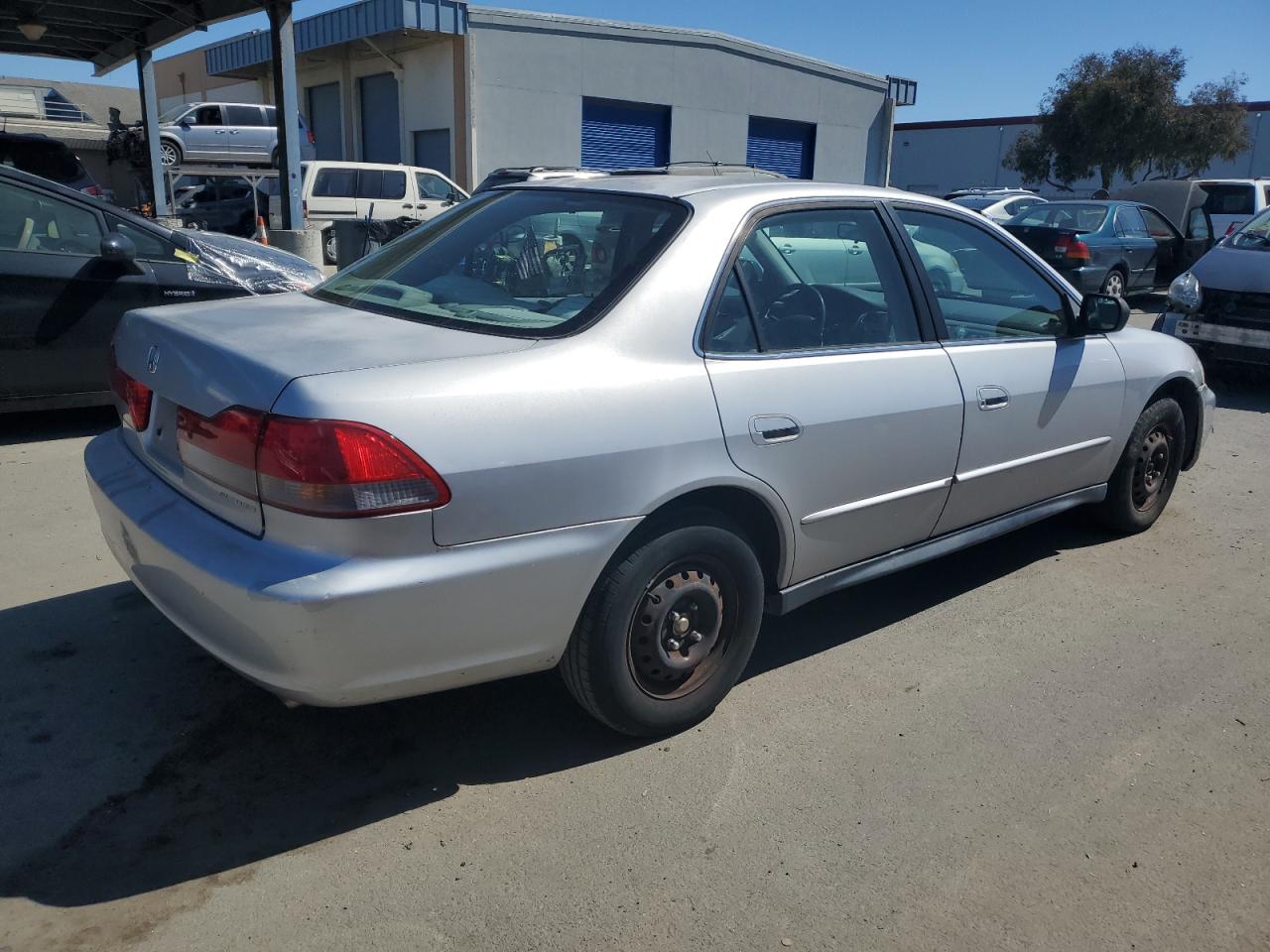 1HGCF86682A136963 2002 Honda Accord Value