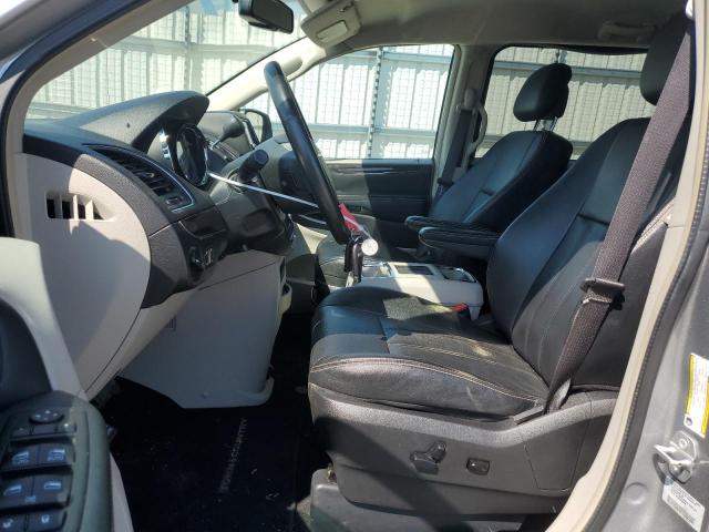 2016 CHRYSLER TOWN AND C - 2C4RC1BGXGR212936