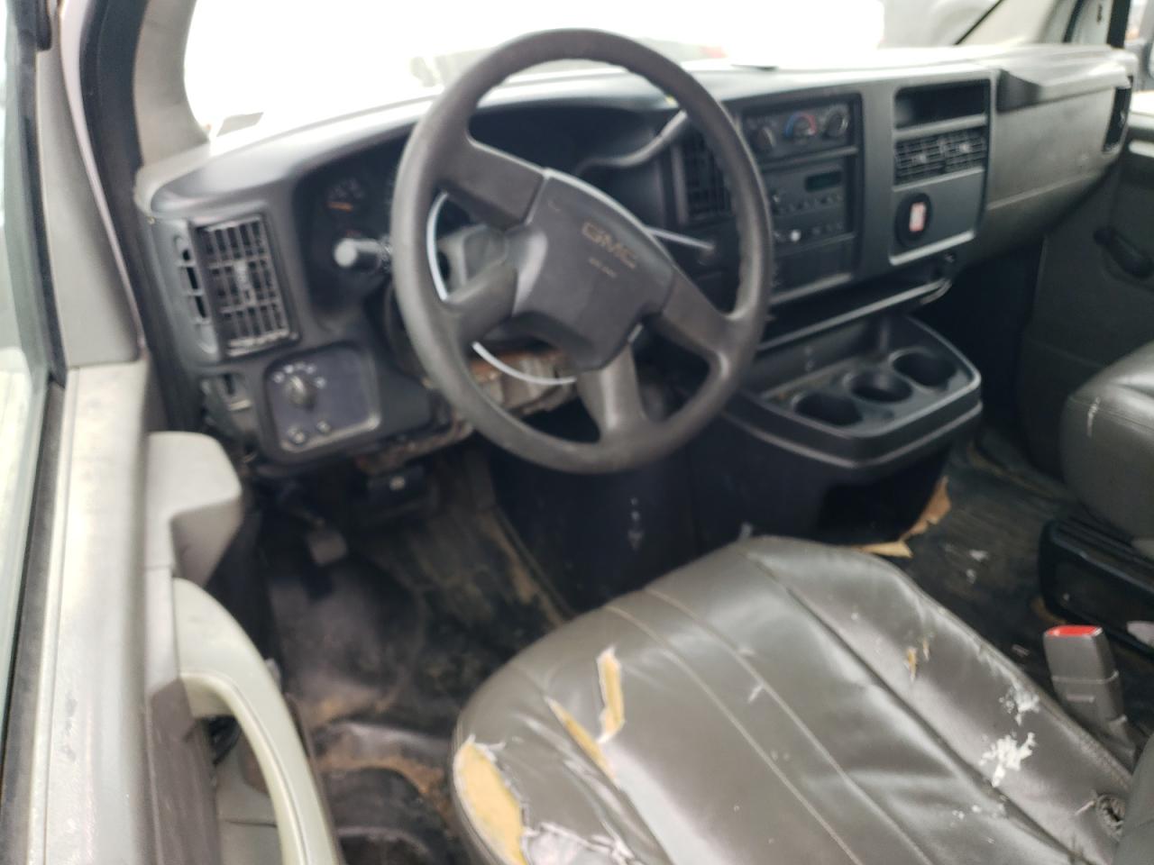 1GTGG29V151127846 2005 GMC Savana G2500