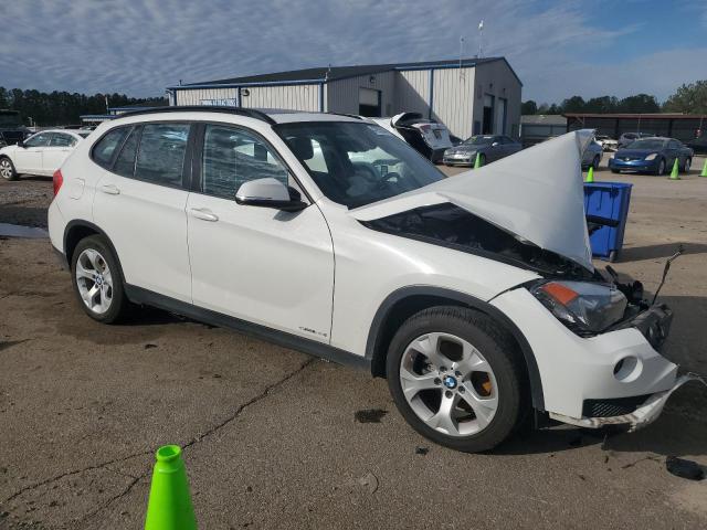  BMW X1 2015 Білий