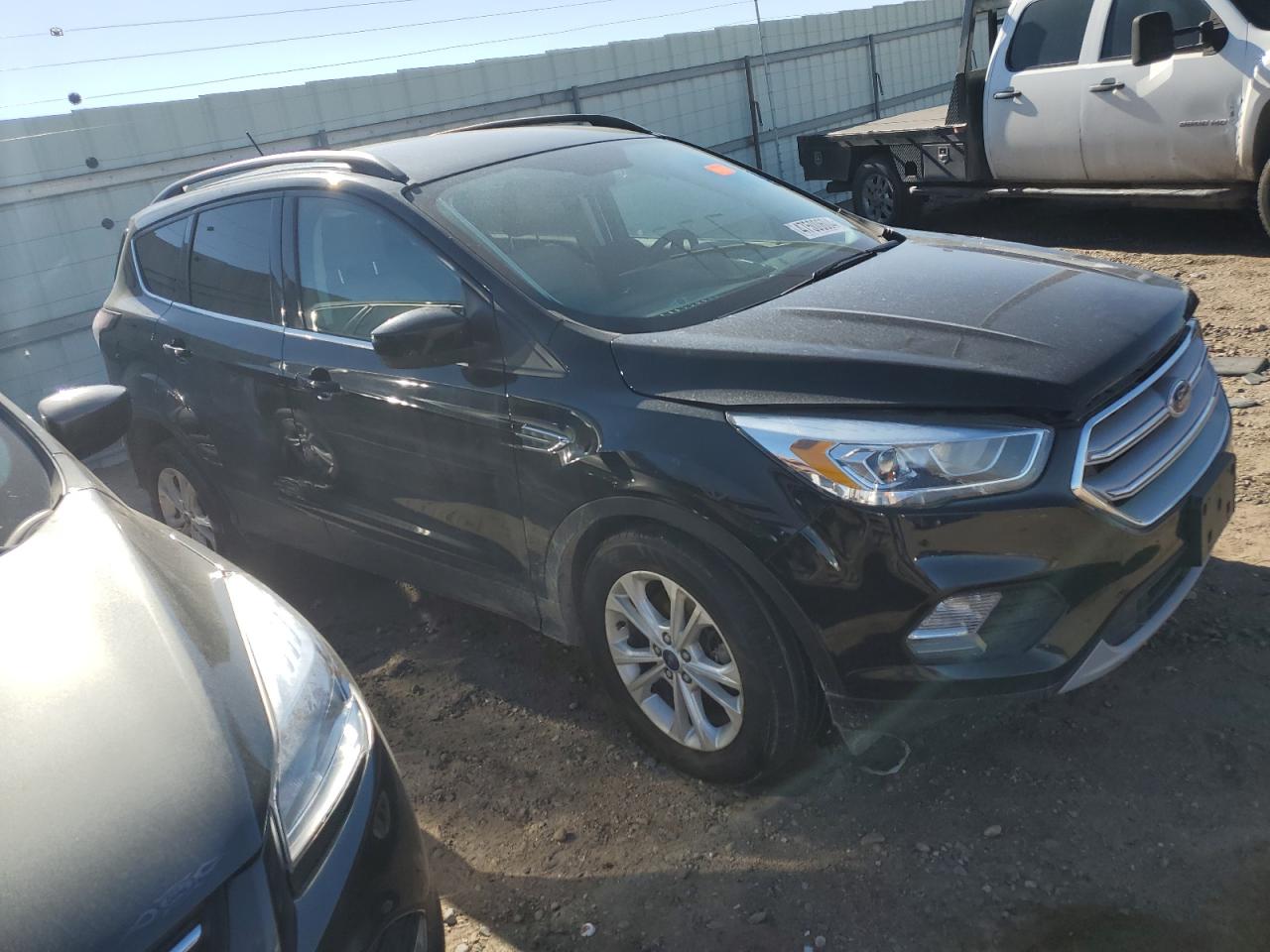 2018 Ford Escape Sel vin: 1FMCU9HD3JUA57859