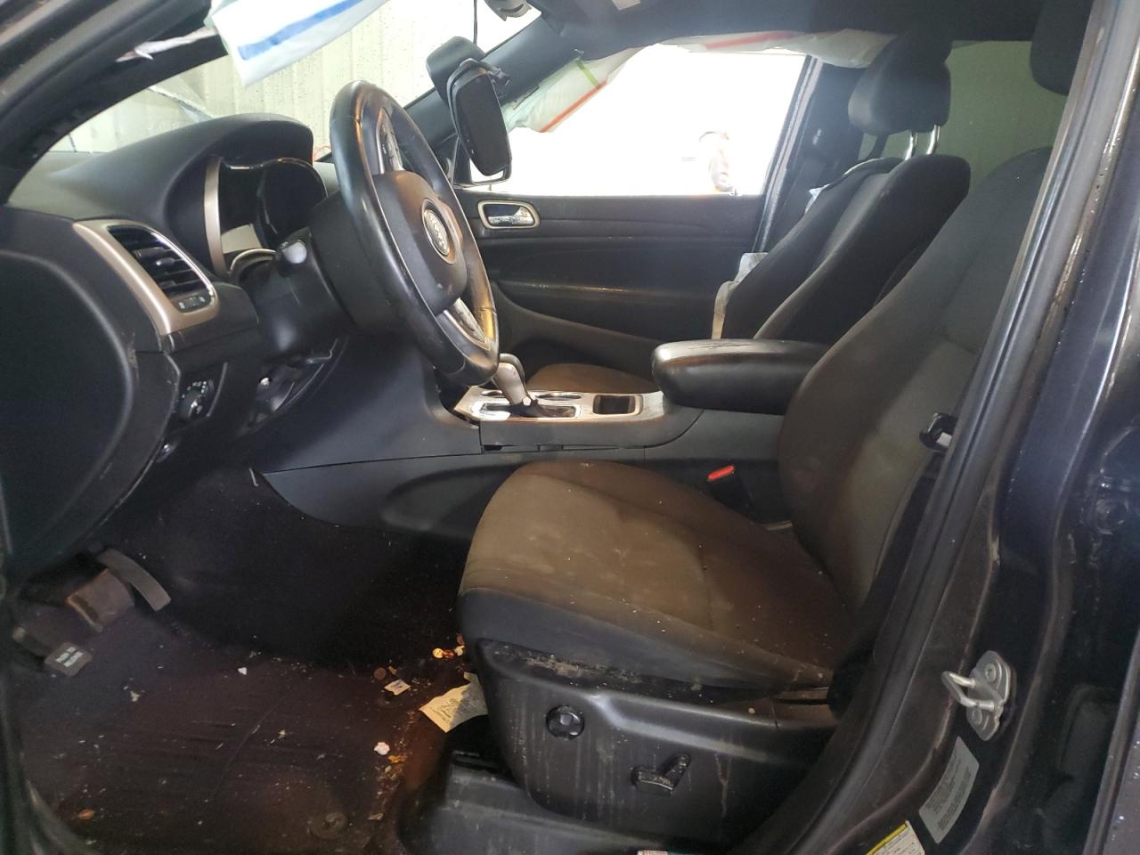 1C4RJEAG4HC763419 2017 Jeep Grand Cherokee Laredo