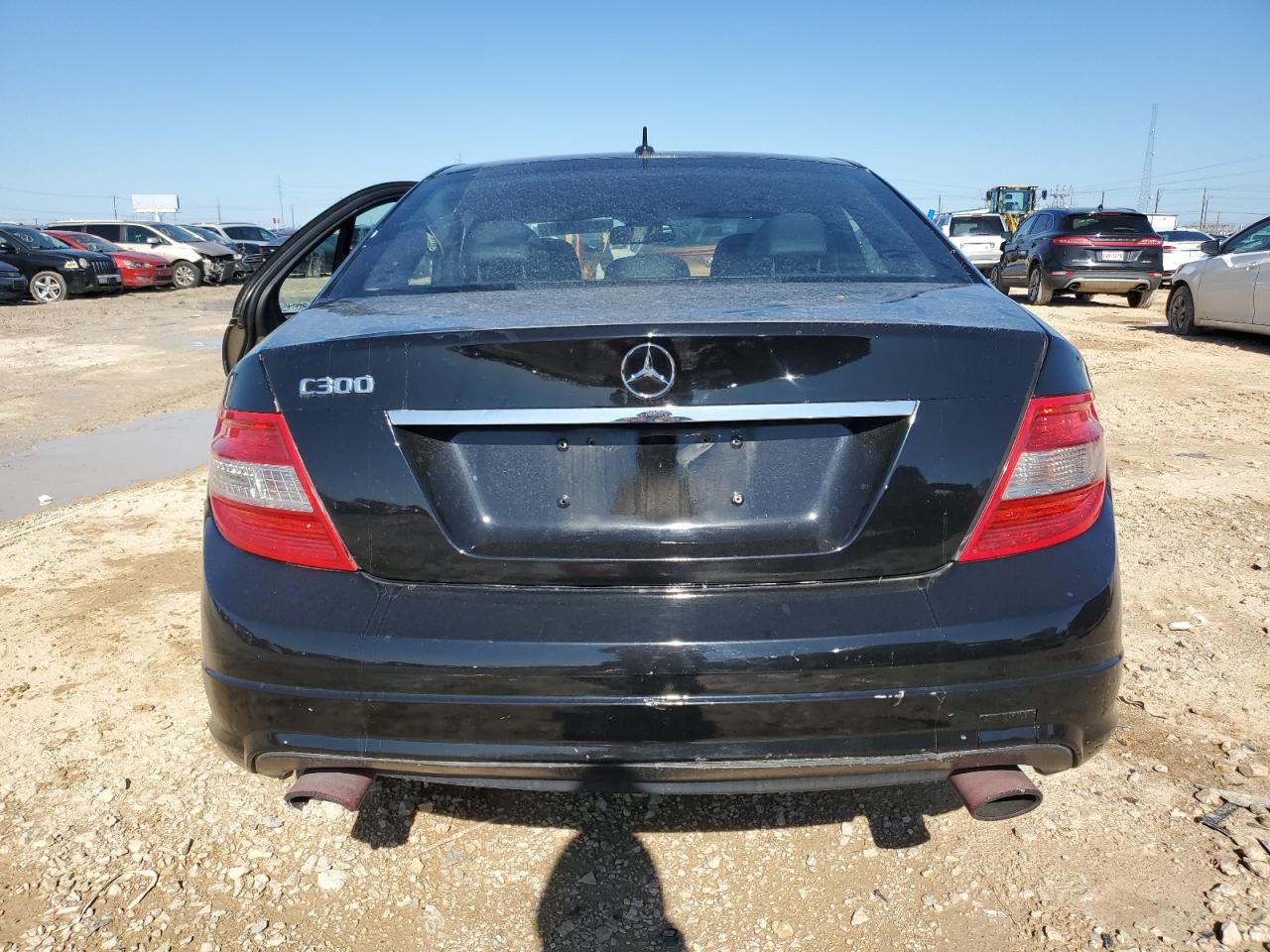 WDDGF5EB7BR160868 2011 Mercedes-Benz C 300