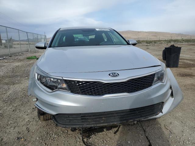 VIN 5XXGT4L39JG250288 2018 KIA Optima, LX no.5