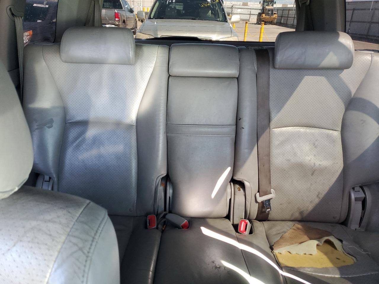 JTEDP21A250058176 2005 Toyota Highlander Limited