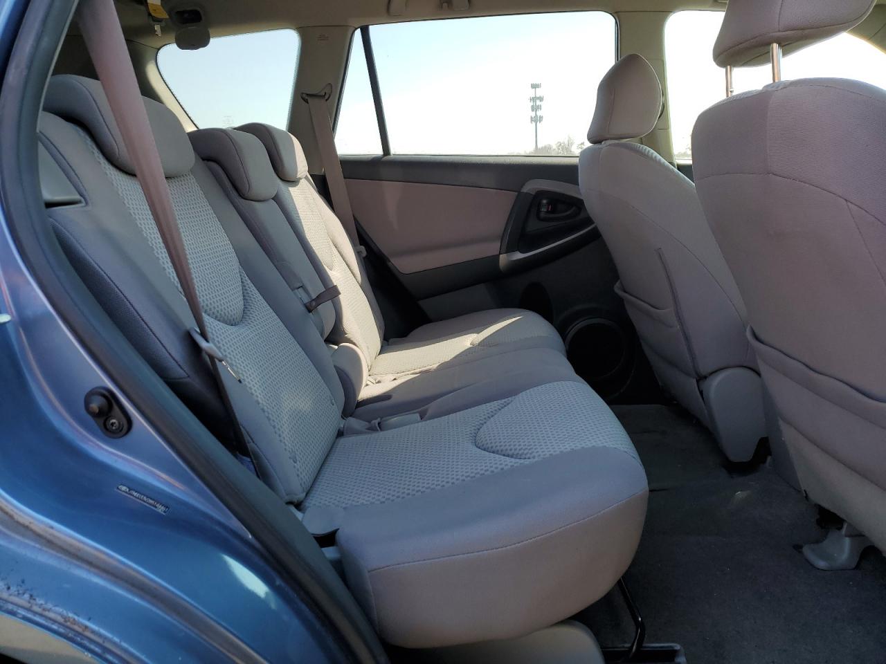 JTMBD33V285144461 2008 Toyota Rav4