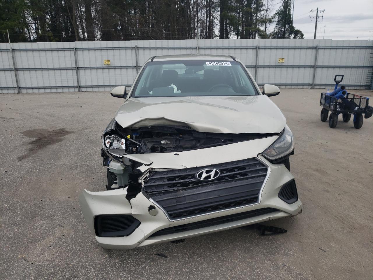 3KPC24A35JE020695 2018 Hyundai Accent Se