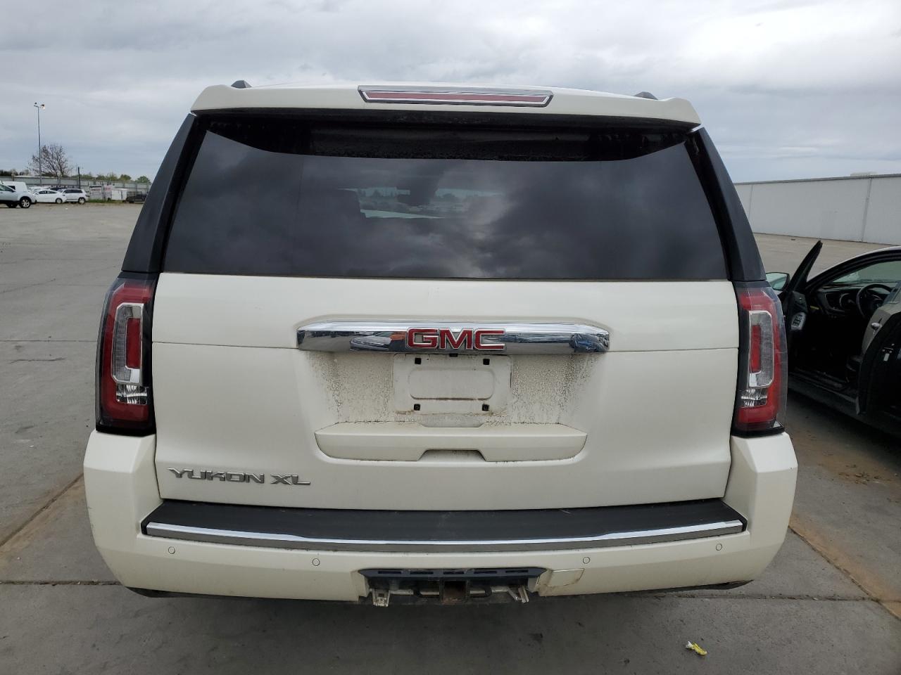 1GKS2JKJ0FR613727 2015 GMC Yukon Xl Denali