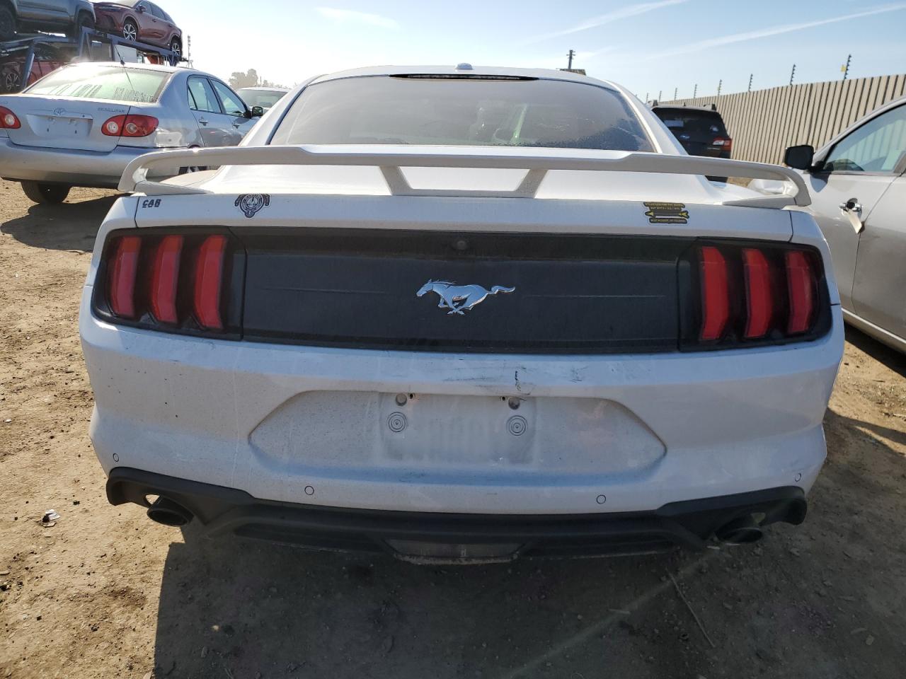 2018 Ford Mustang vin: 1FA6P8TH1J5159996