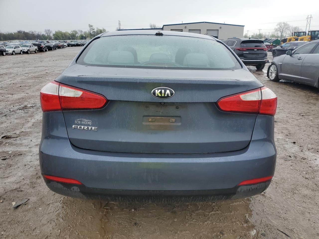 KNAFX4A65G5608123 2016 Kia Forte Lx