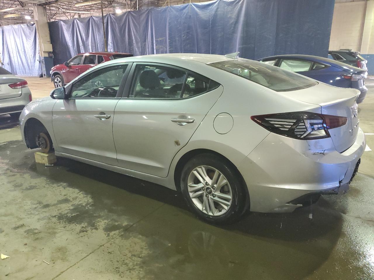 2020 Hyundai Elantra Sel vin: 5NPD84LF5LH575171