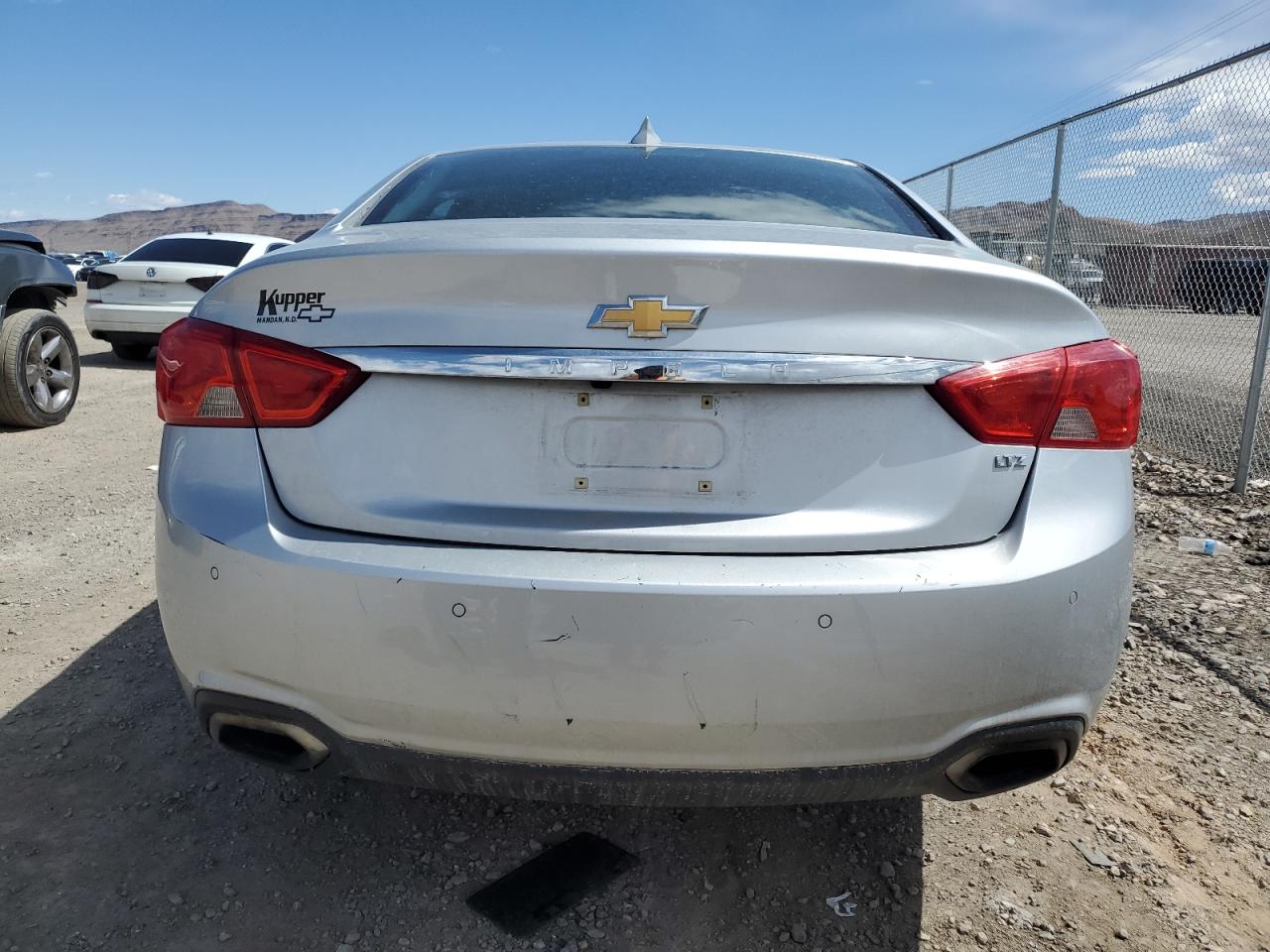 2G1155SLXF9211384 2015 Chevrolet Impala Ltz