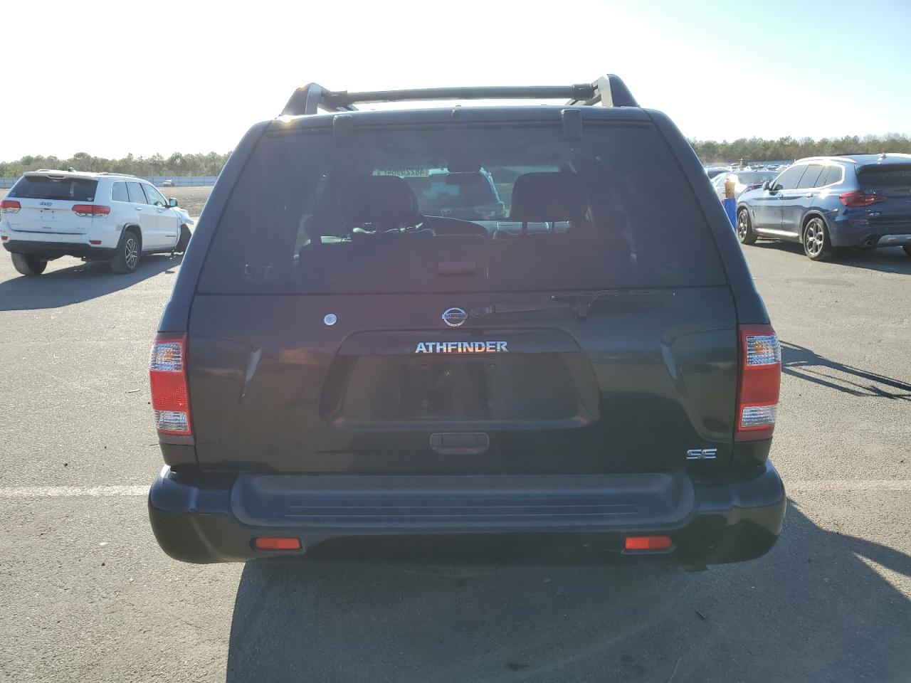 Lot #2952412408 2003 NISSAN PATHFINDER