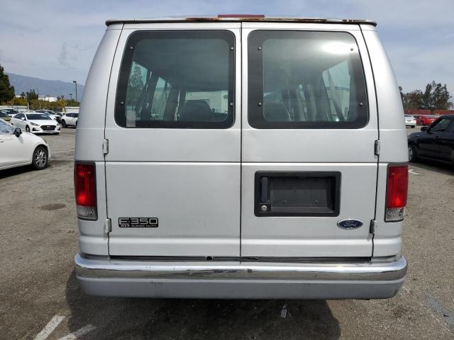 2002 Ford Econoline E350 Super Duty Wagon VIN: 1FBNE31L22HA13813 Lot: 39240638