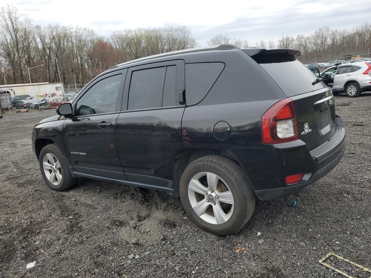 1C4NJDEB9GD687065 2016 Jeep Compass Latitude