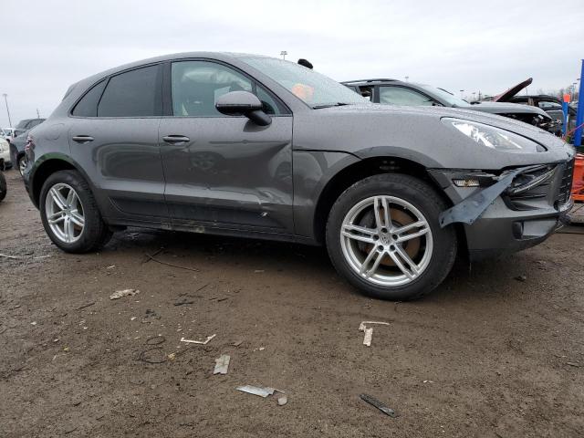 VIN WP1AA2A59JLB07019 2018 Porsche Macan no.4