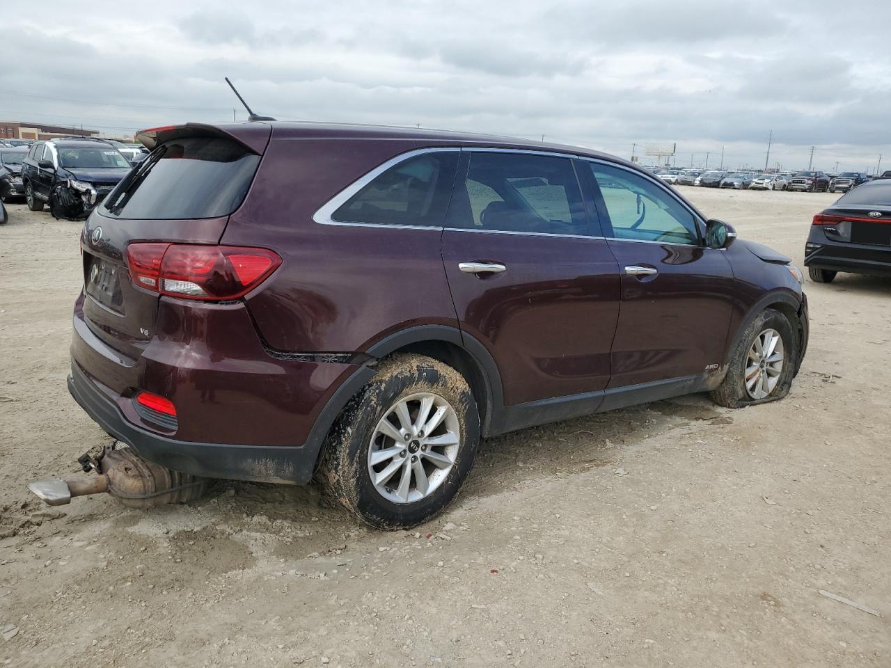 2019 Kia Sorento Lx vin: 5XYPGDA5XKG455821