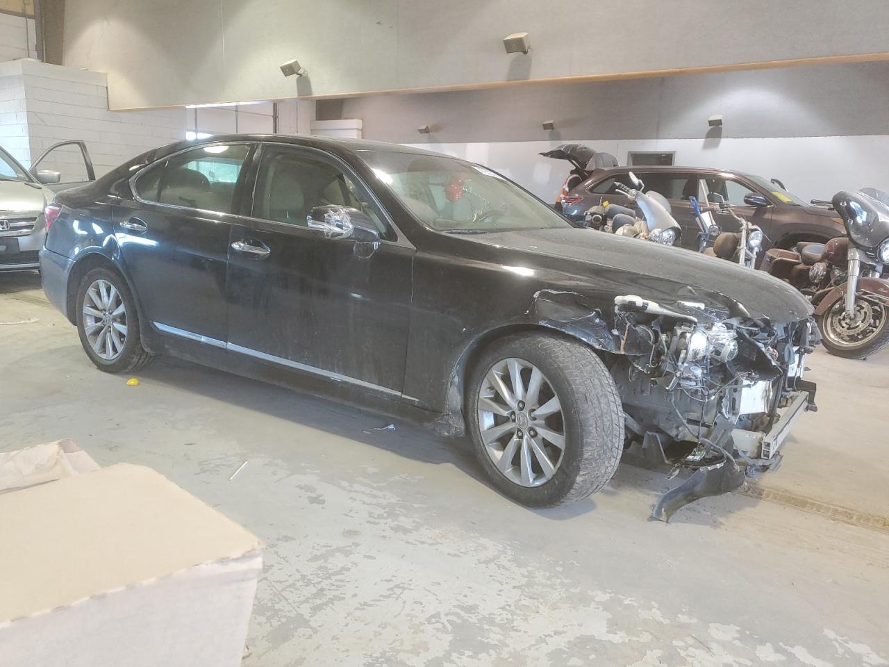 JTHCL5EF8C5012692 2012 Lexus Ls 460