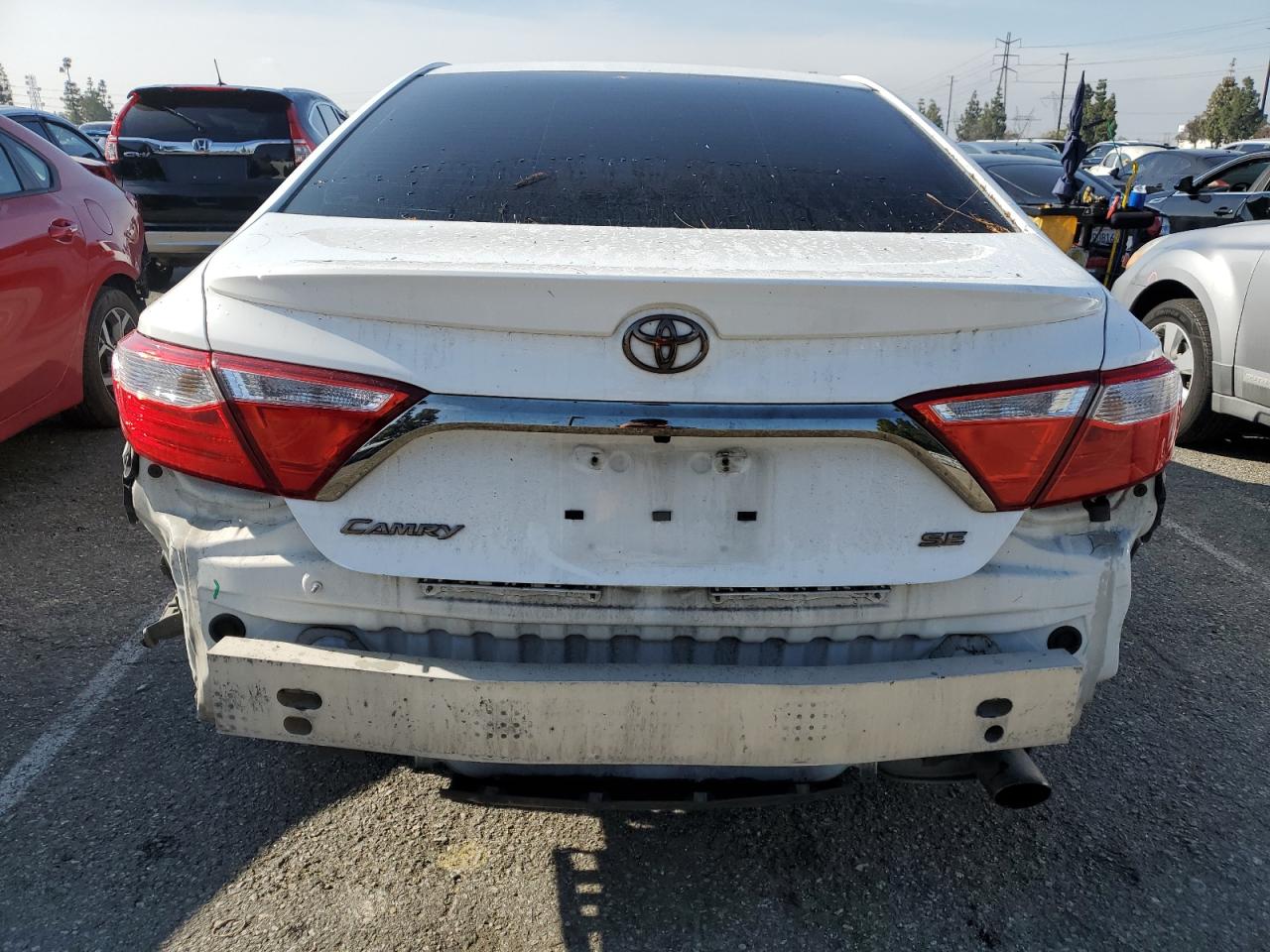 4T1BF1FK9GU219625 2016 Toyota Camry Le