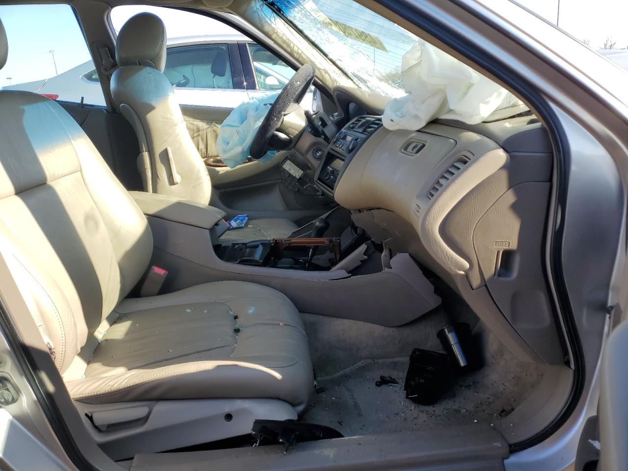 1HGCG1655XA031378 1999 Honda Accord Ex