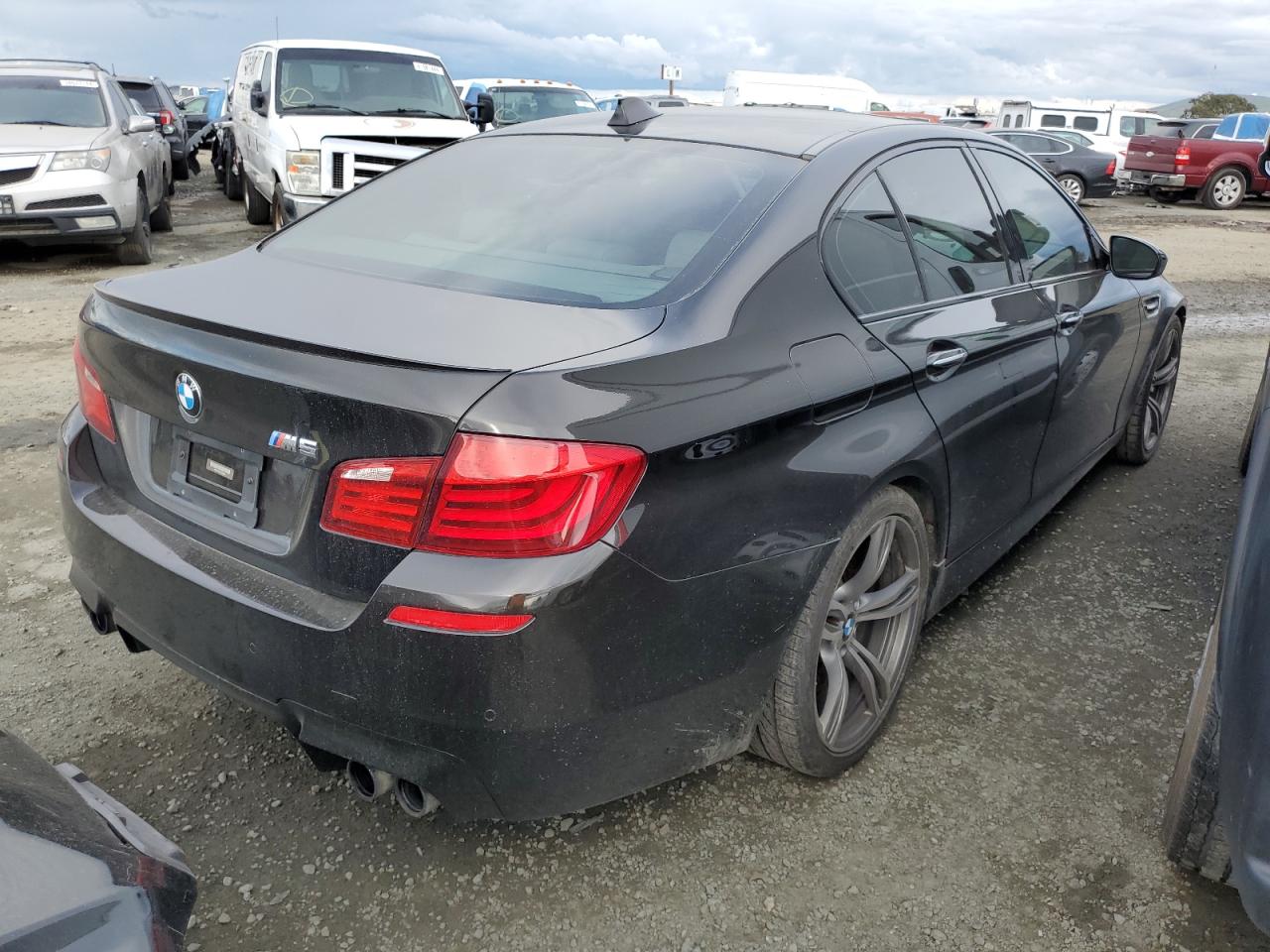 wbsfv9c51dd095540 WBSFV9C51DD095540 2013 BMW M5