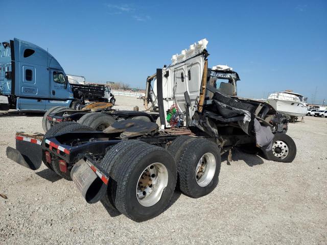 Lot #2473636365 2013 FREIGHTLINER CASCADIA 1 salvage car