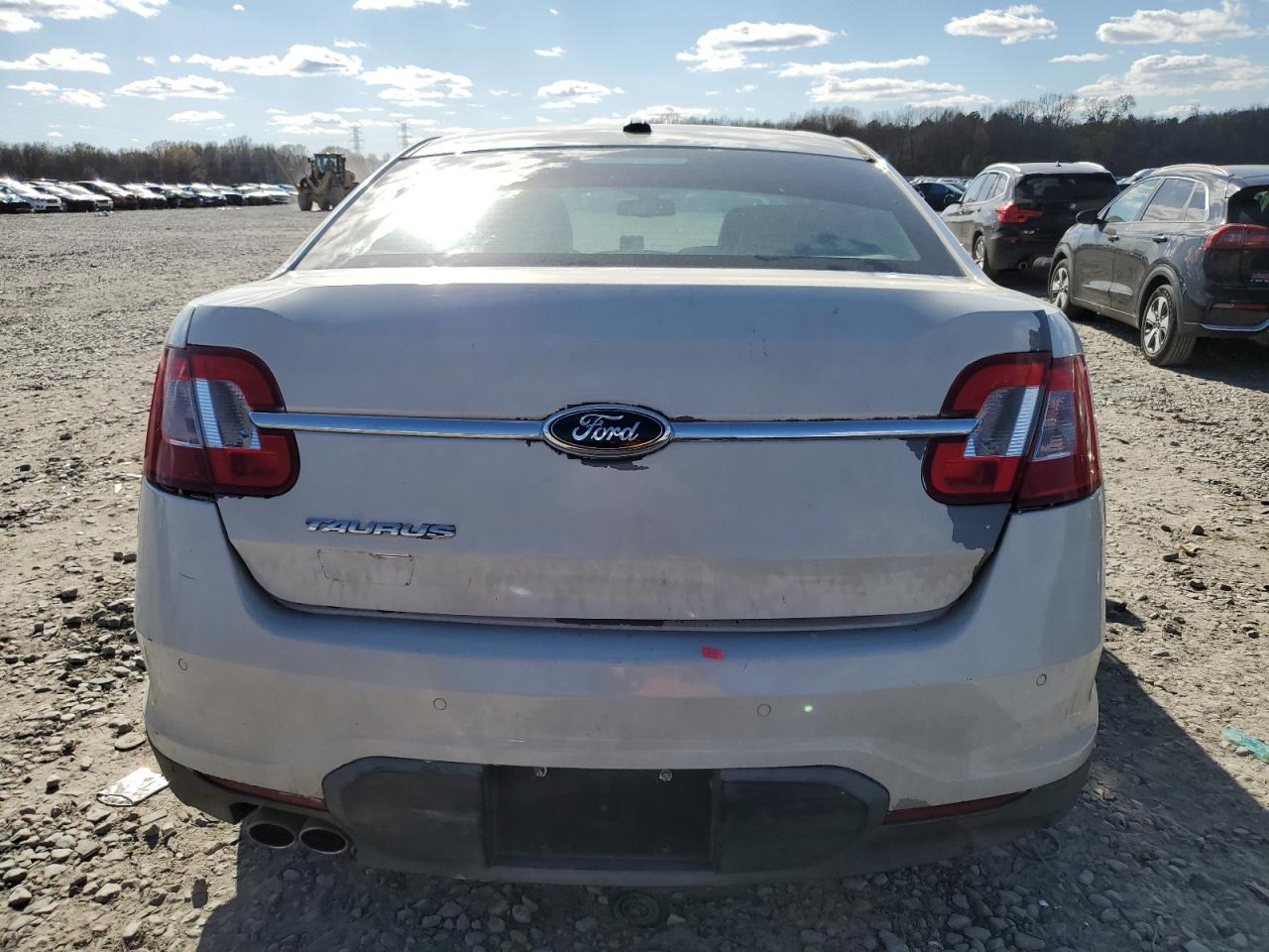 1FAHP2EW0CG122835 2012 Ford Taurus Sel