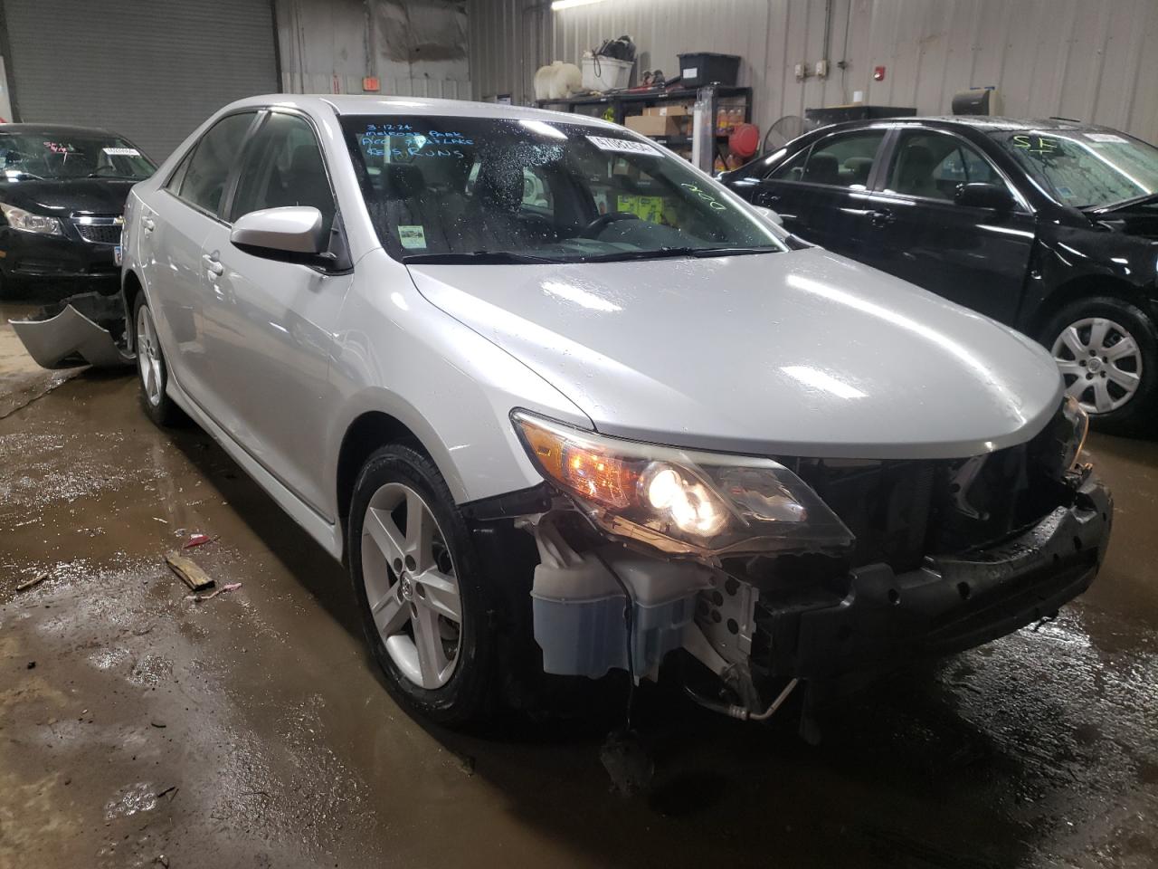 2C3CCABG8KH697778 2019 Chrysler 300 300S