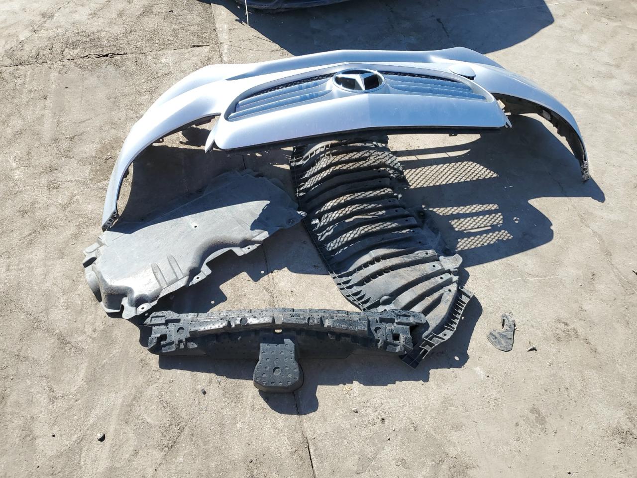 55SWF4JB6JU240154 2018 Mercedes-Benz C 300