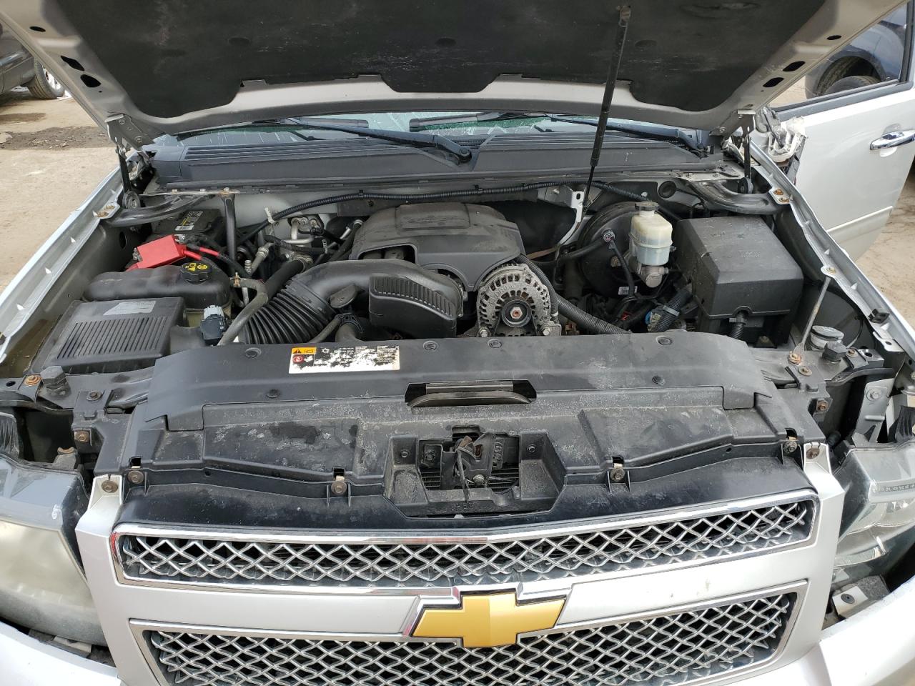 1GNSKHE37BR286214 2011 Chevrolet Suburban K1500 Ls