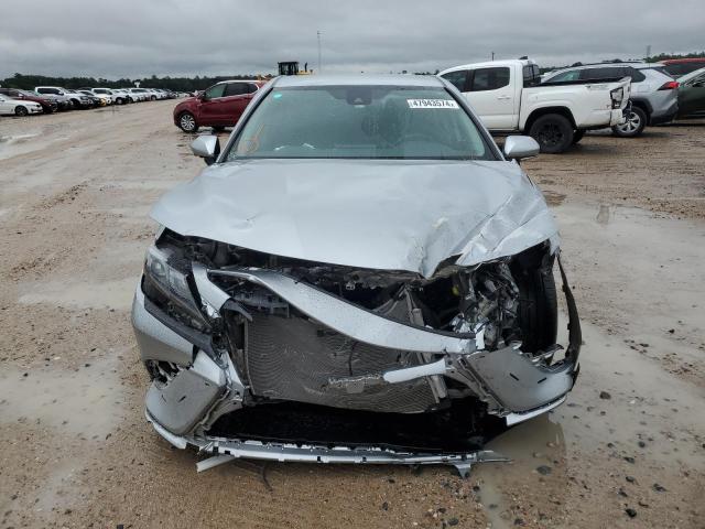 Lot #2440972138 2023 TOYOTA CAMRY SE N salvage car