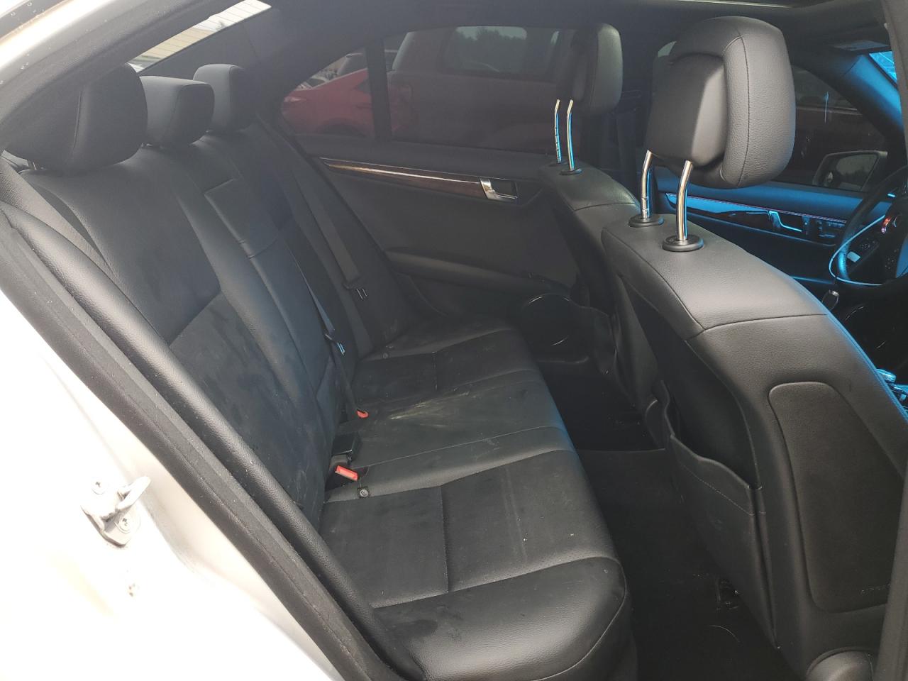 WDDGF8BB9AR124538 2010 Mercedes-Benz C 300 4Matic