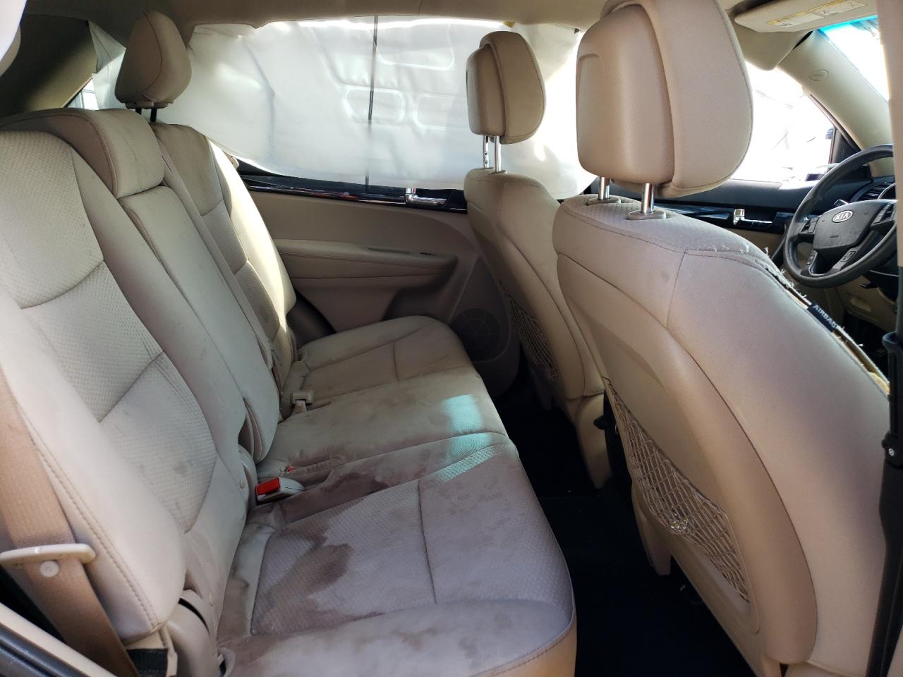 5XYKT3A12CG294959 2012 Kia Sorento Base