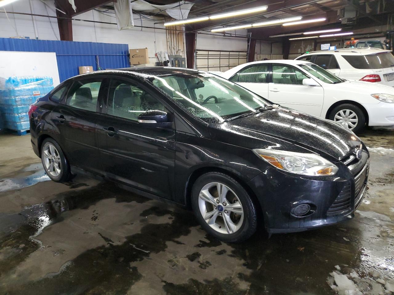 2014 Ford Focus Se vin: 1FADP3F22EL133412