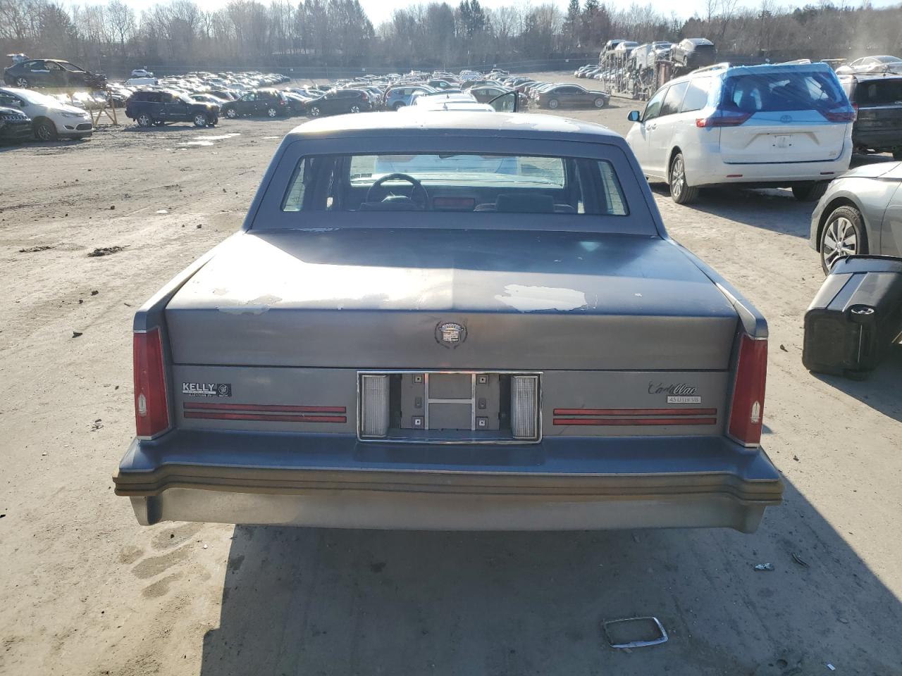 1G6CD5154J4284495 1988 Cadillac Deville