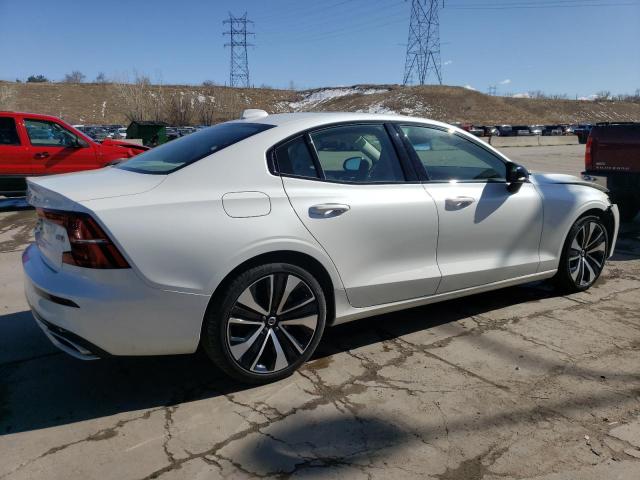 2022 VOLVO S60 B5 MOM 7JRL12TZ4NG157417