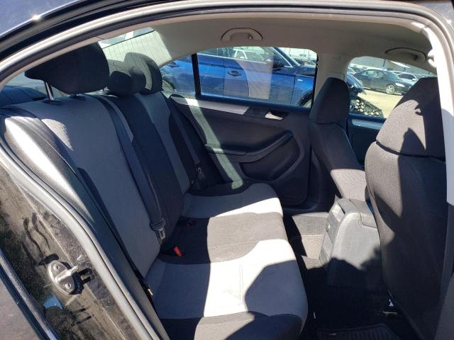 2017 Volkswagen Jetta - Image 10