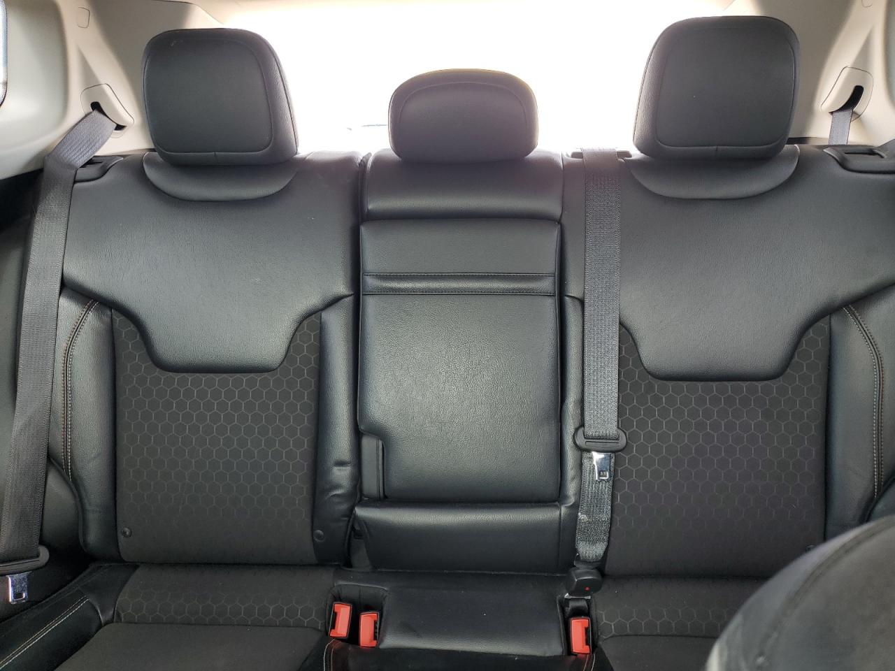 3C4NJDBB6HT657957 2017 Jeep Compass Latitude