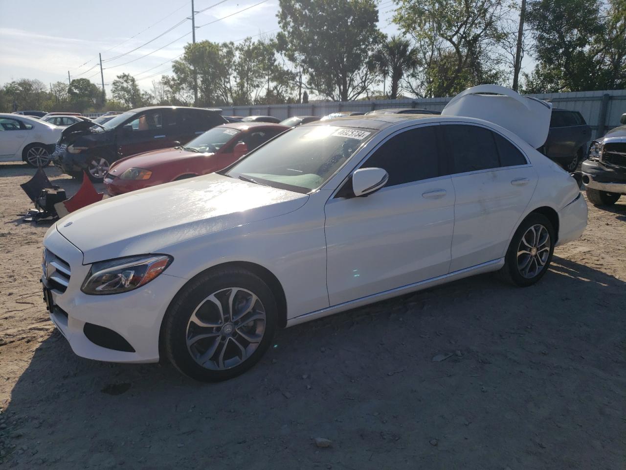 55SWF4KBXGU117500 2016 Mercedes-Benz C 300 4Matic