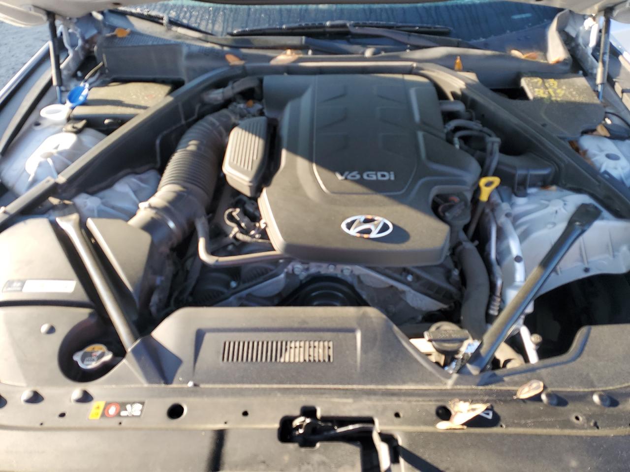 KMHGN4JE2FU054432 2015 Hyundai Genesis 3.8L