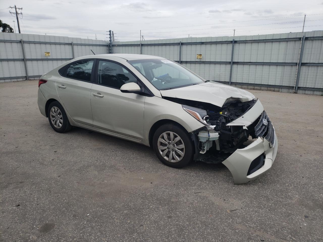 3KPC24A35JE020695 2018 Hyundai Accent Se